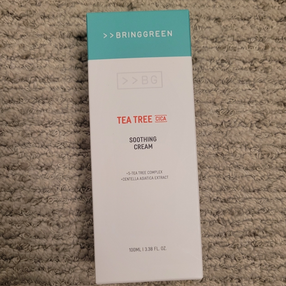 K Beauty Tea Tree Cica Soothing Cream - White and Green Brand New In Box